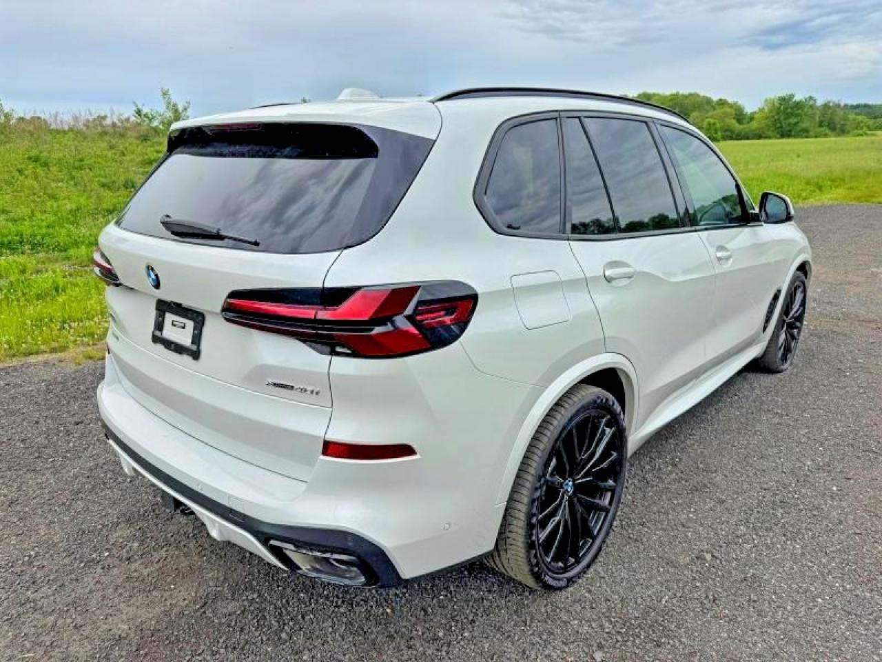 2024 BMW X5 xDrive40I - zdjęcie 3