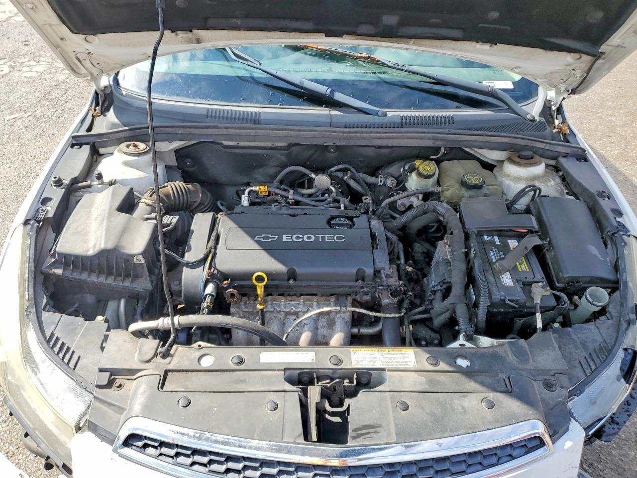 2013 Chevrolet Cruze Ls - zdjęcie 11