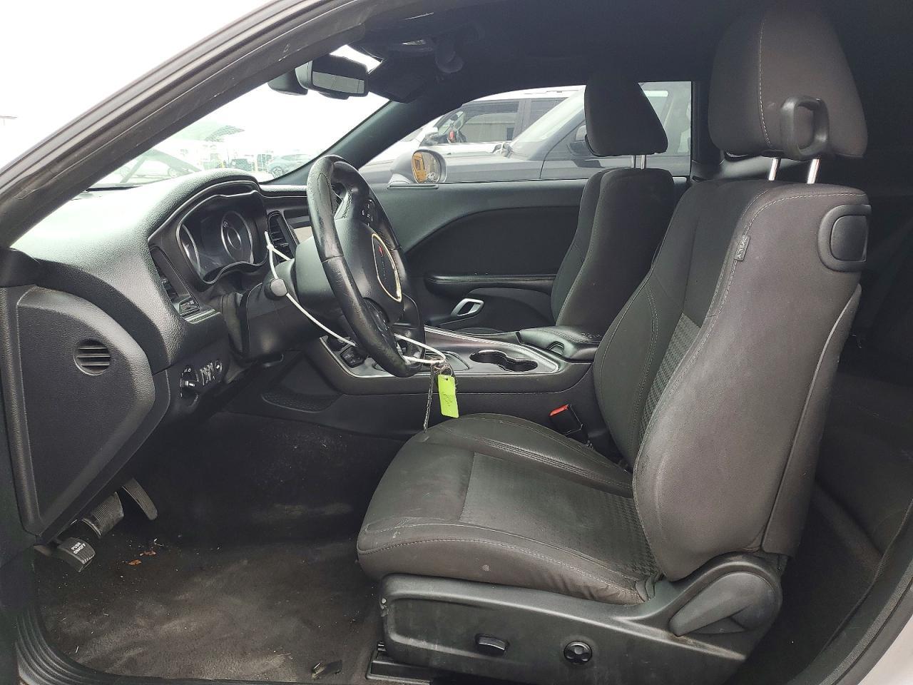 2015 Dodge Challenger Sxt - zdjęcie 7