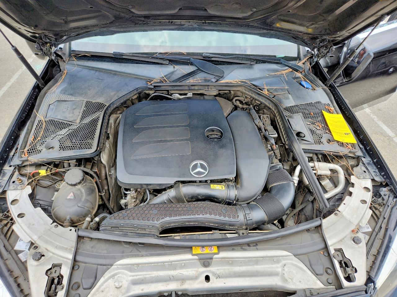 2020 Mercedes-Benz C 300 - zdjęcie 11
