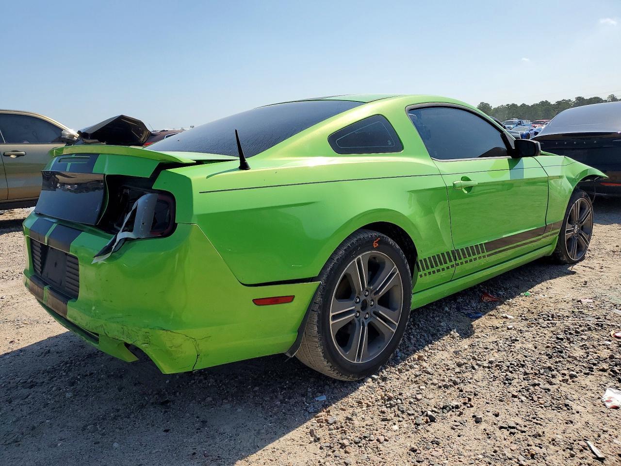 2013 Ford Mustang - zdjęcie 3