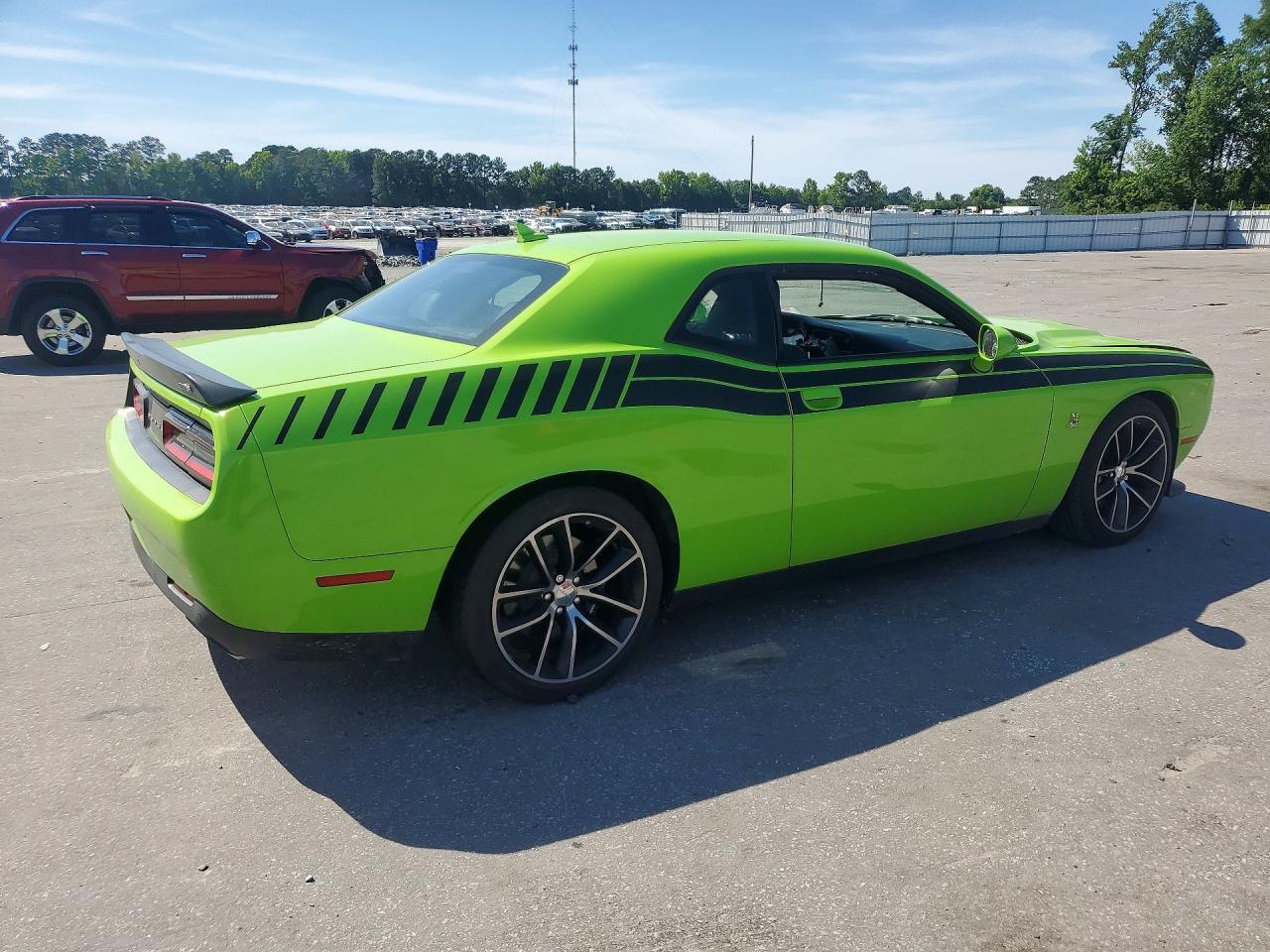 2015 Dodge Challenger R - zdjęcie 3