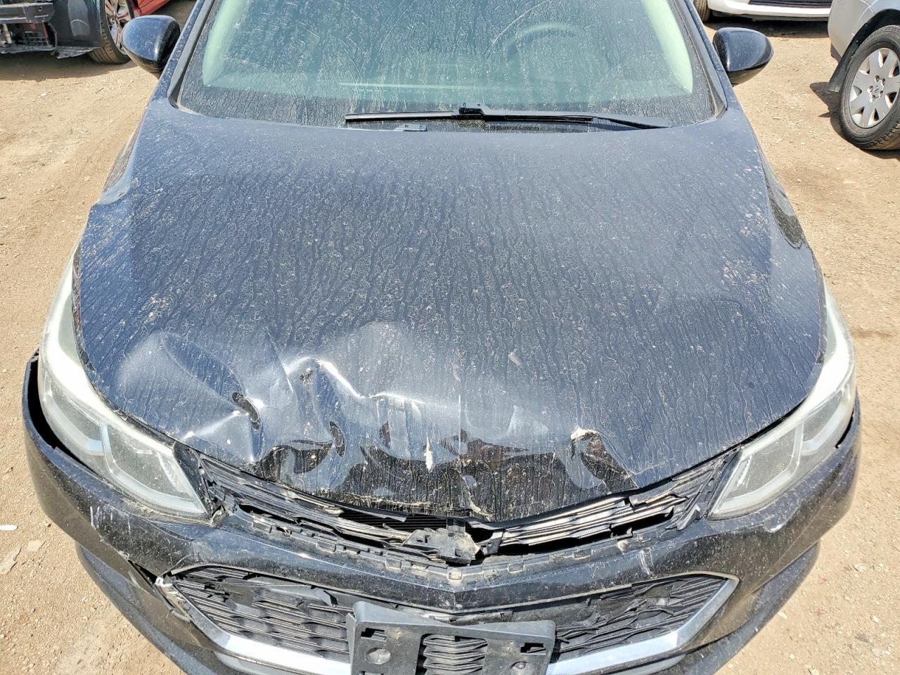2017 Chevrolet Cruze Ls - zdjęcie 11
