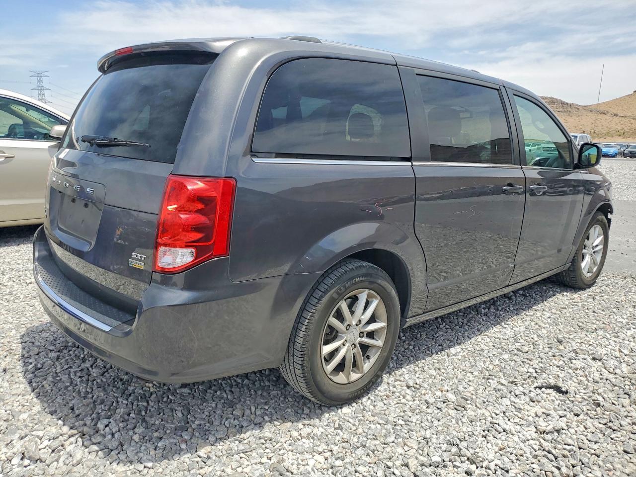2018 Dodge Grand Caravan Sxt - zdjęcie 3