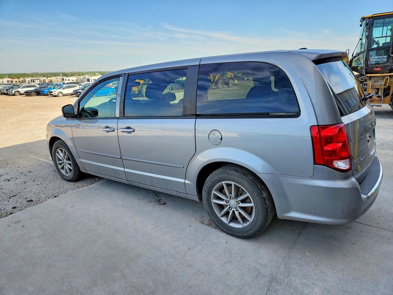 2016 Dodge Grand Caravan Se - zdjęcie 2