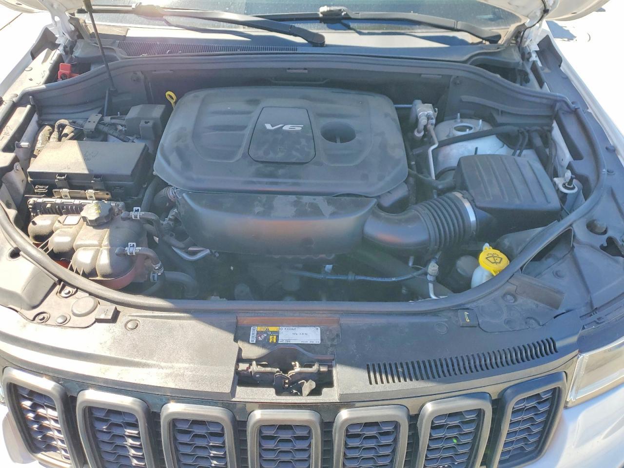 2018 Jeep Grand Cherokee Limited - zdjęcie 12
