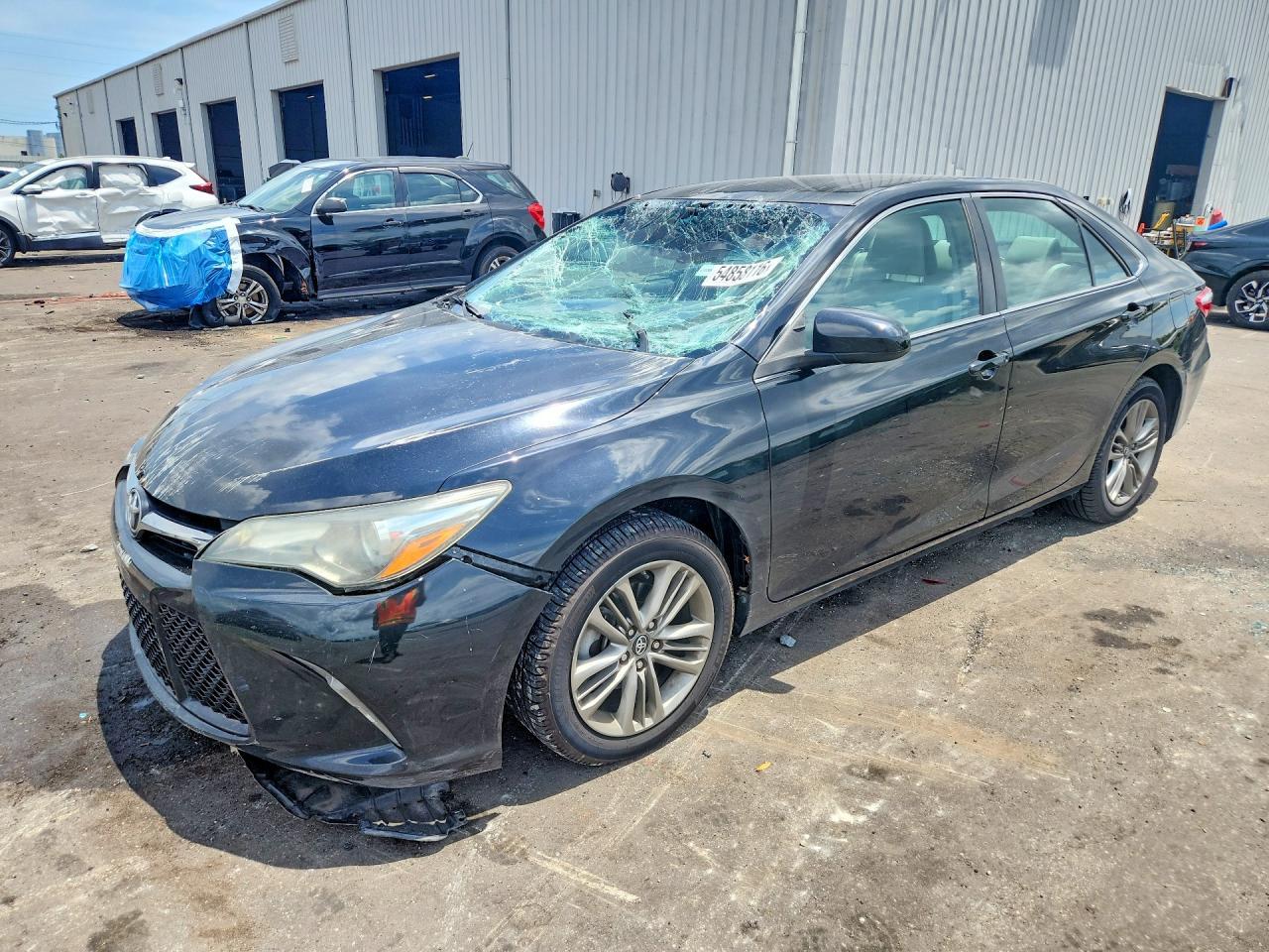 2016 Toyota Camry Se - zdjęcie główne