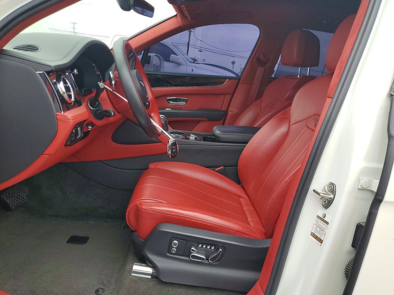 2023 Bentley Bentayga - zdjęcie 7