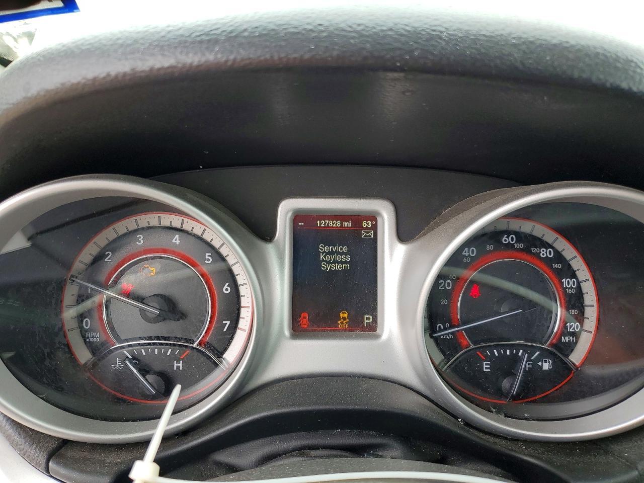 2016 Dodge Journey R - zdjęcie 9