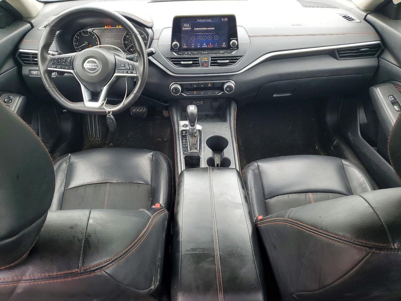 2022 Nissan Altima Sr - zdjęcie 8
