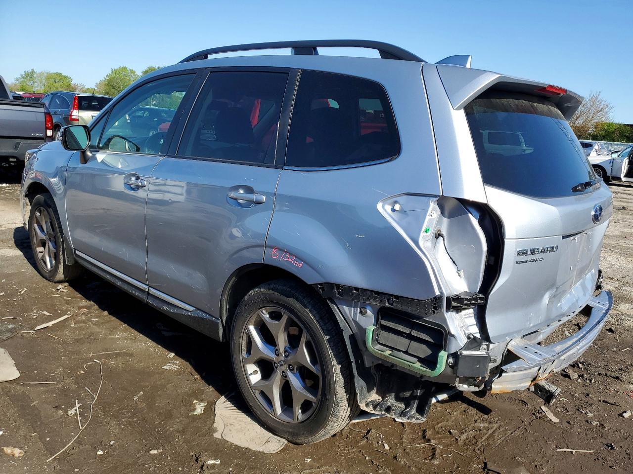 2017 Subaru Forester 2.5I Touring - zdjęcie 2
