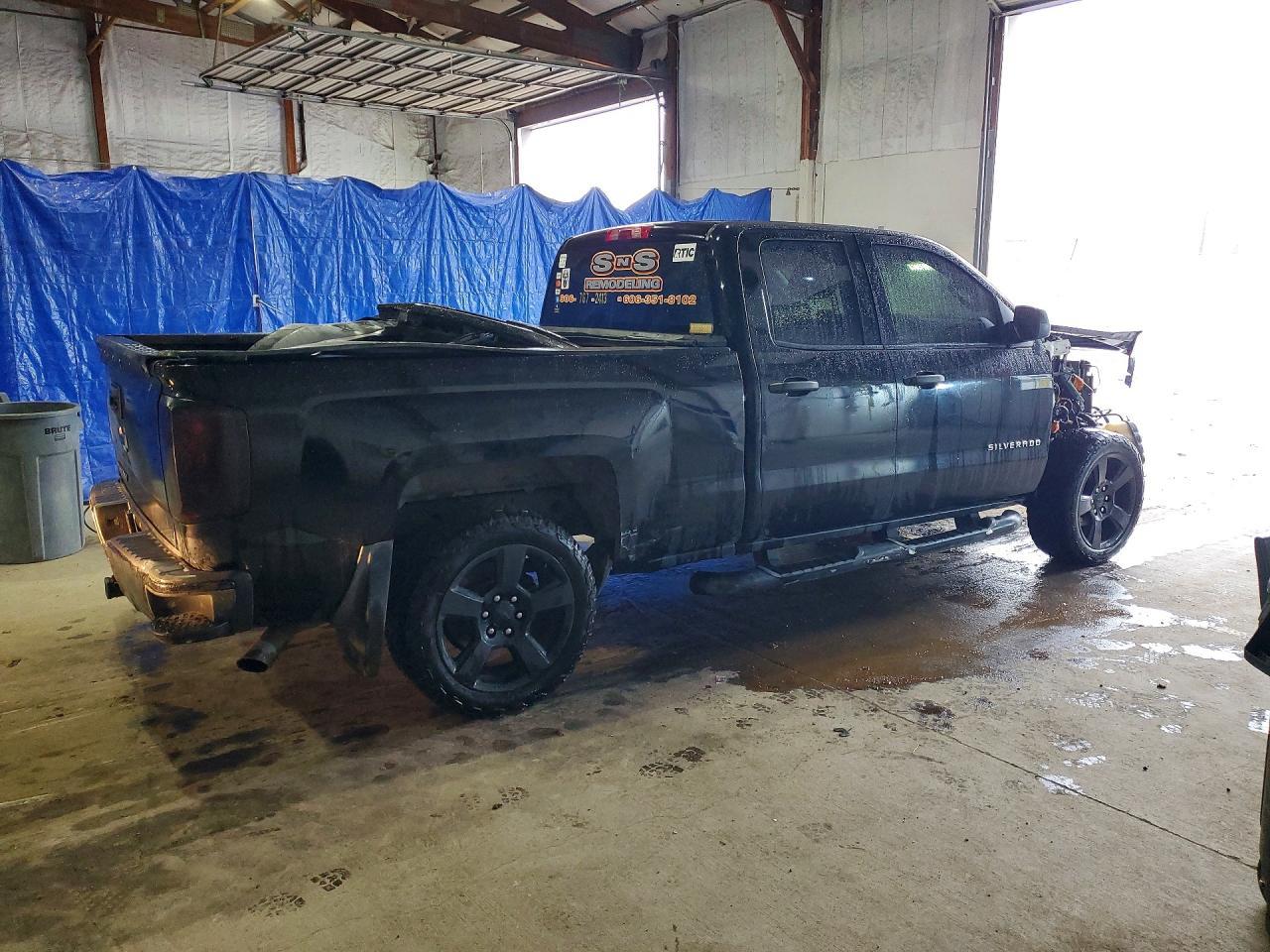 2017 Chevrolet Silverado K1500 Custom - zdjęcie 3