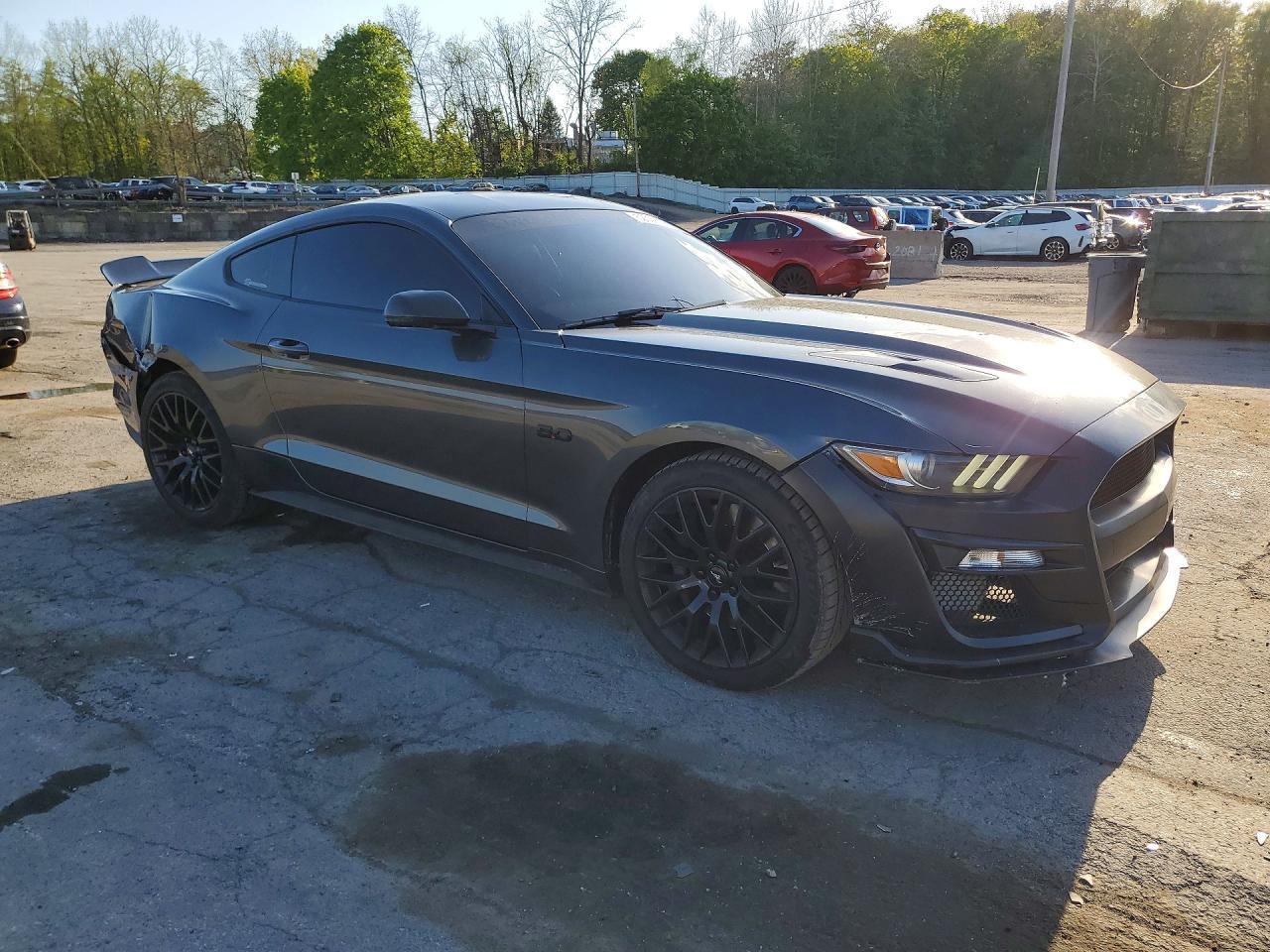 2017 Ford Mustang Gt - zdjęcie 4