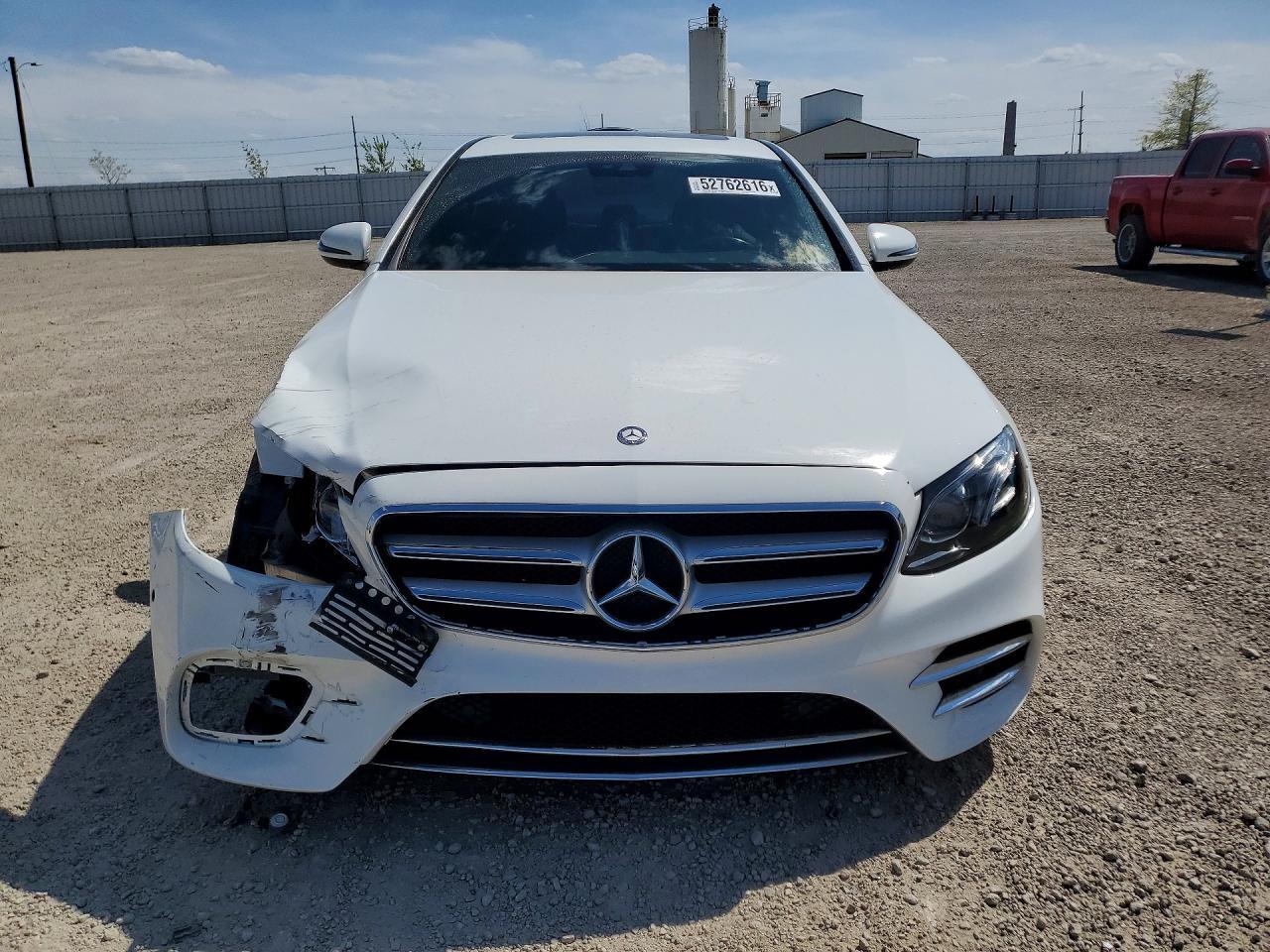 2017 Mercedes-Benz E 300 4Matic - zdjęcie 5