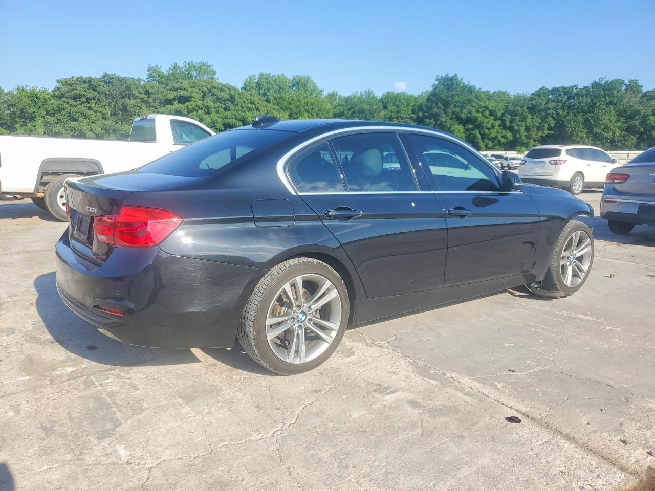 2017 BMW 330 Xi - zdjęcie 3
