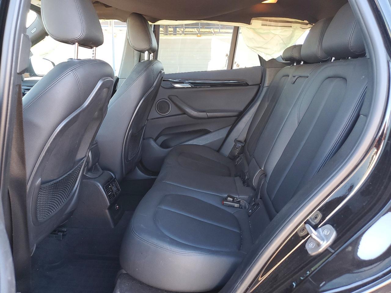 2016 BMW X1 xDrive28I - zdjęcie 11