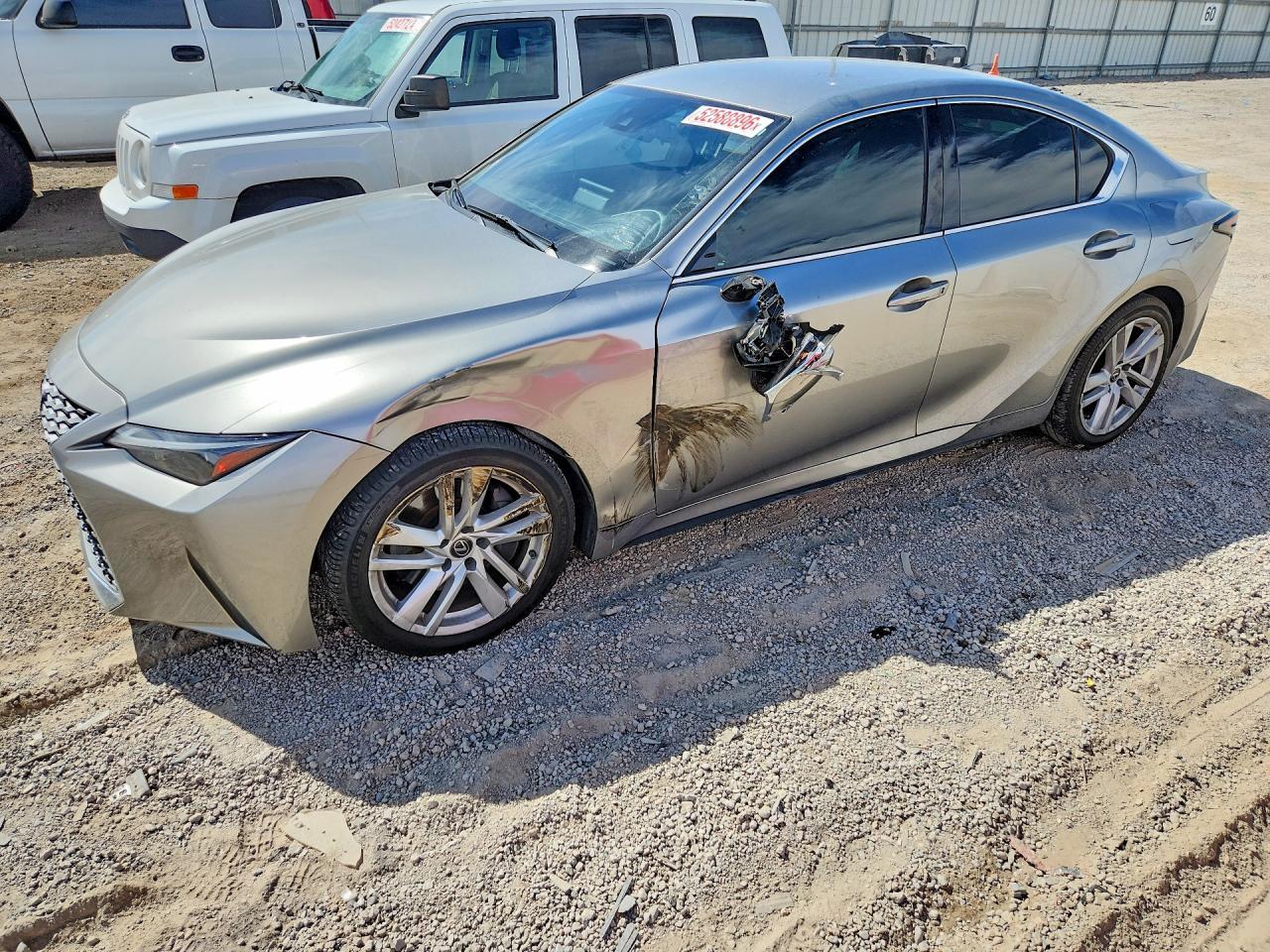 2022 Lexus Is 300 - zdjęcie główne