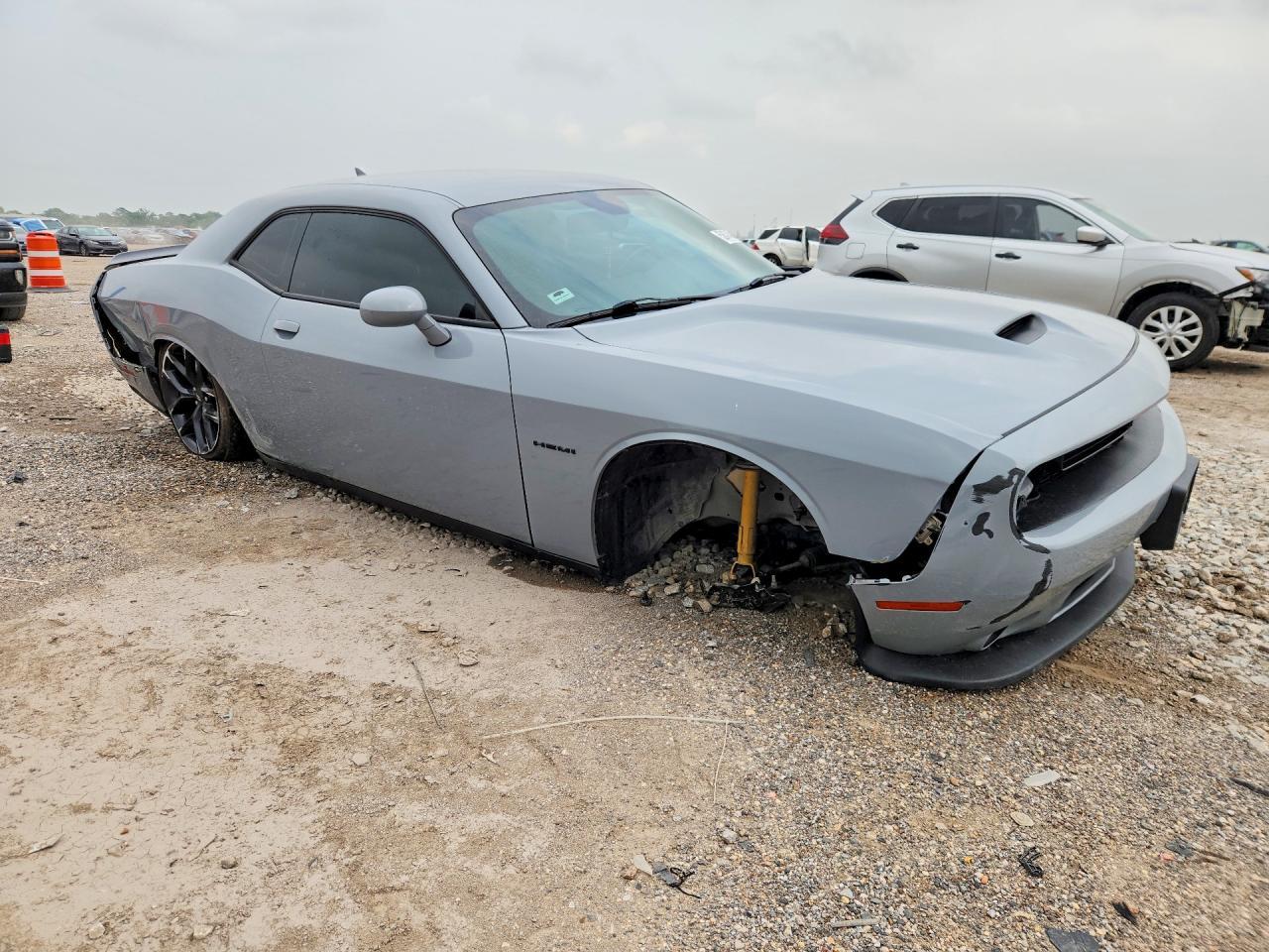 2022 Dodge Challenger R - zdjęcie 4