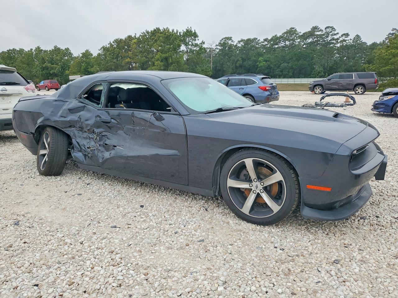2019 Dodge Challenger R - zdjęcie 4