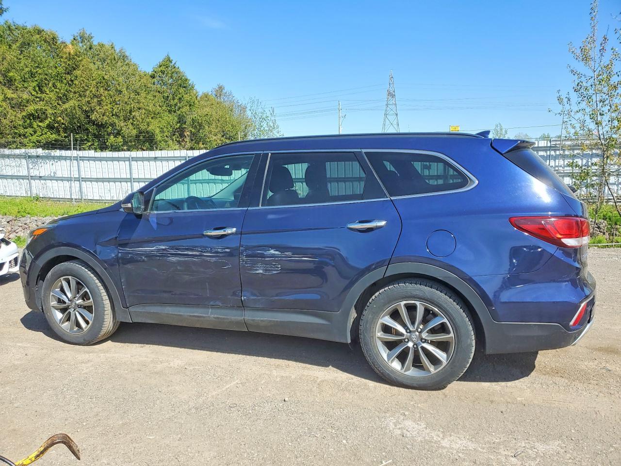 2017 Hyundai Santa Fe Se - zdjęcie 2