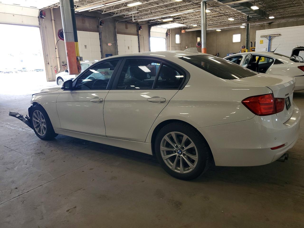 2014 BMW 328 Xi - zdjęcie 2