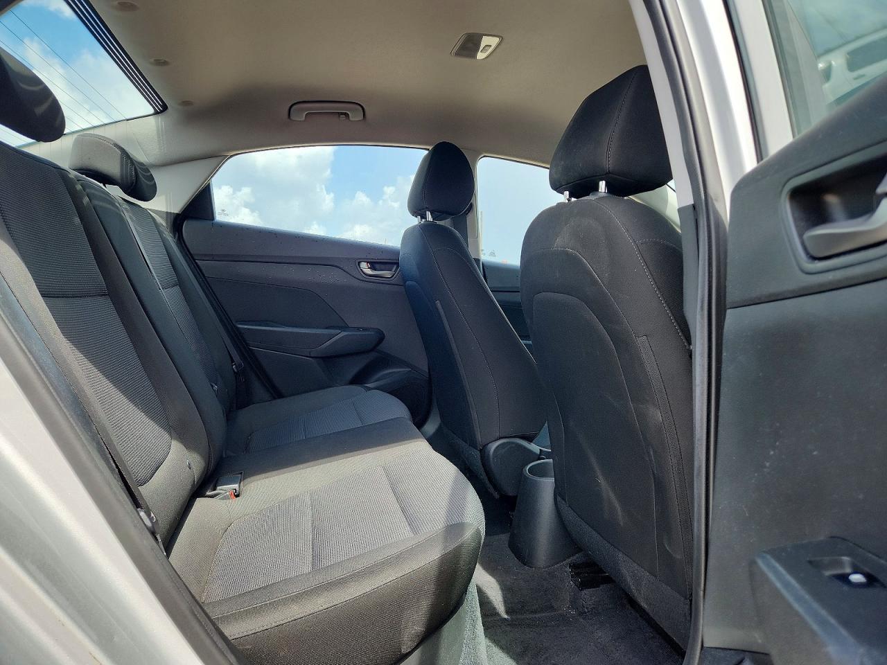2019 Hyundai Accent Se - zdjęcie 10