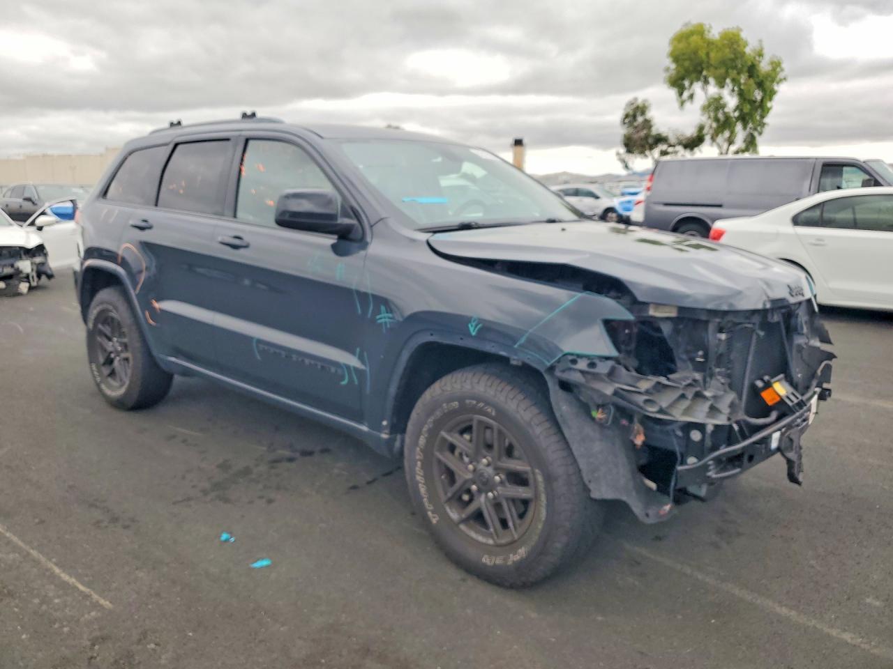 2018 Jeep Grand Cherokee Laredo - zdjęcie 4