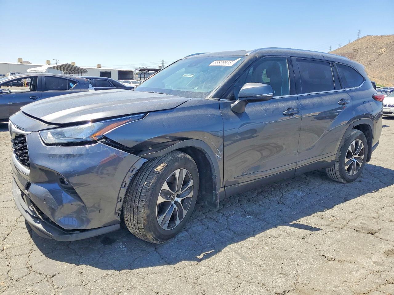 2020 Toyota Highlander Xle - zdjęcie główne