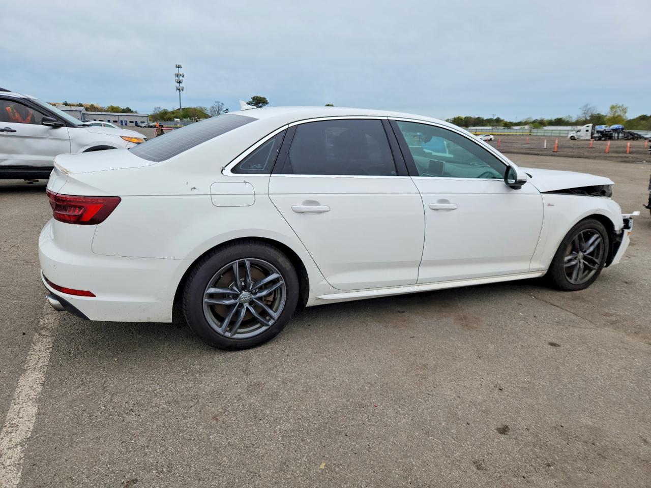 2018 Audi A4 Premium Plus - zdjęcie 3