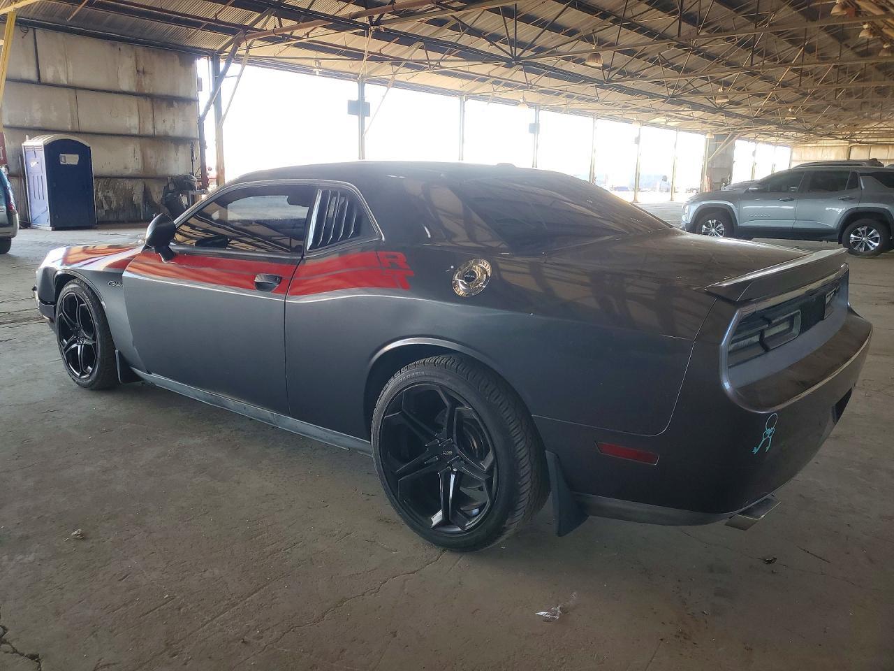 2013 Dodge Challenger R - zdjęcie 2
