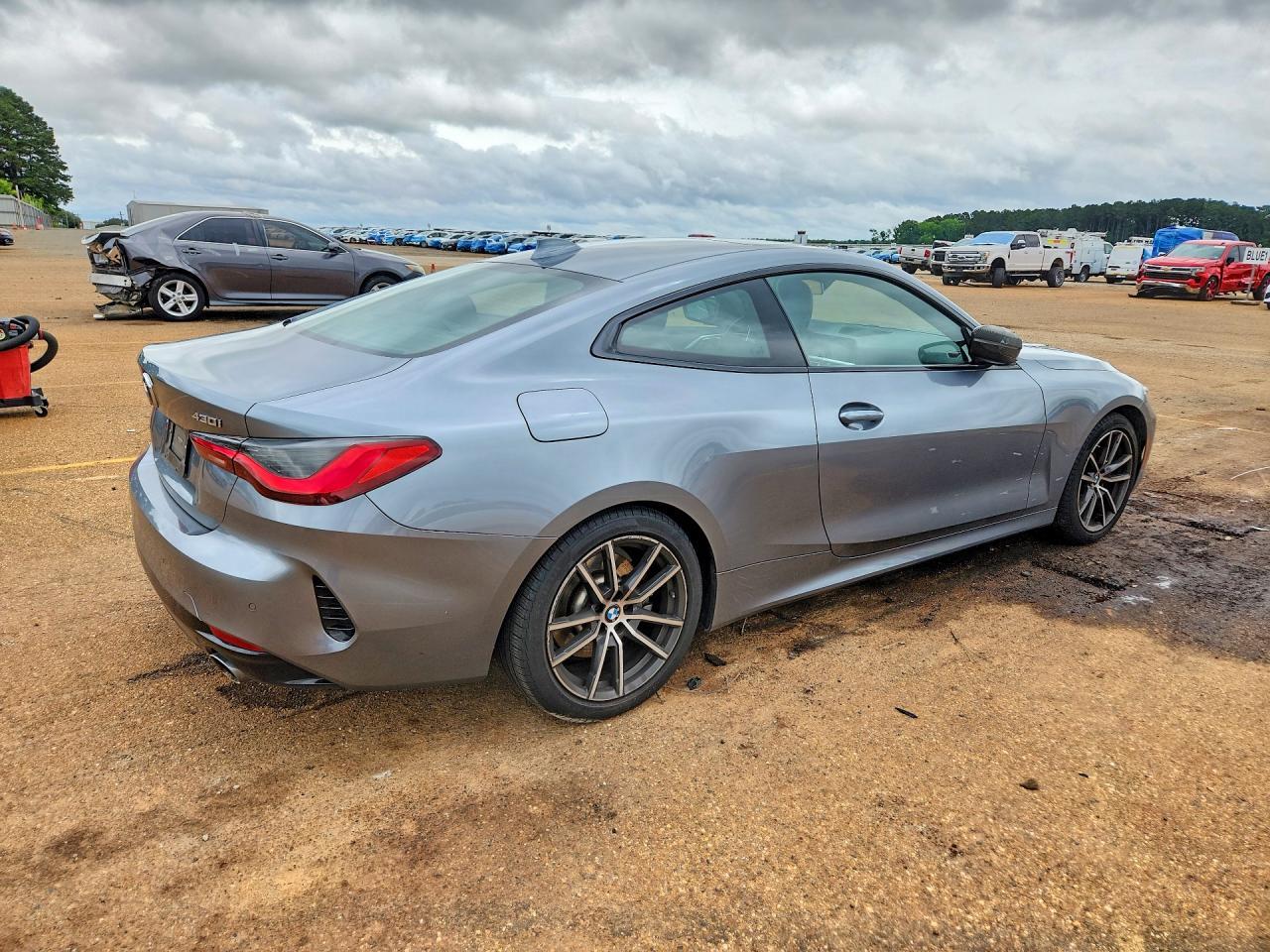 2022 BMW 430I - zdjęcie 3
