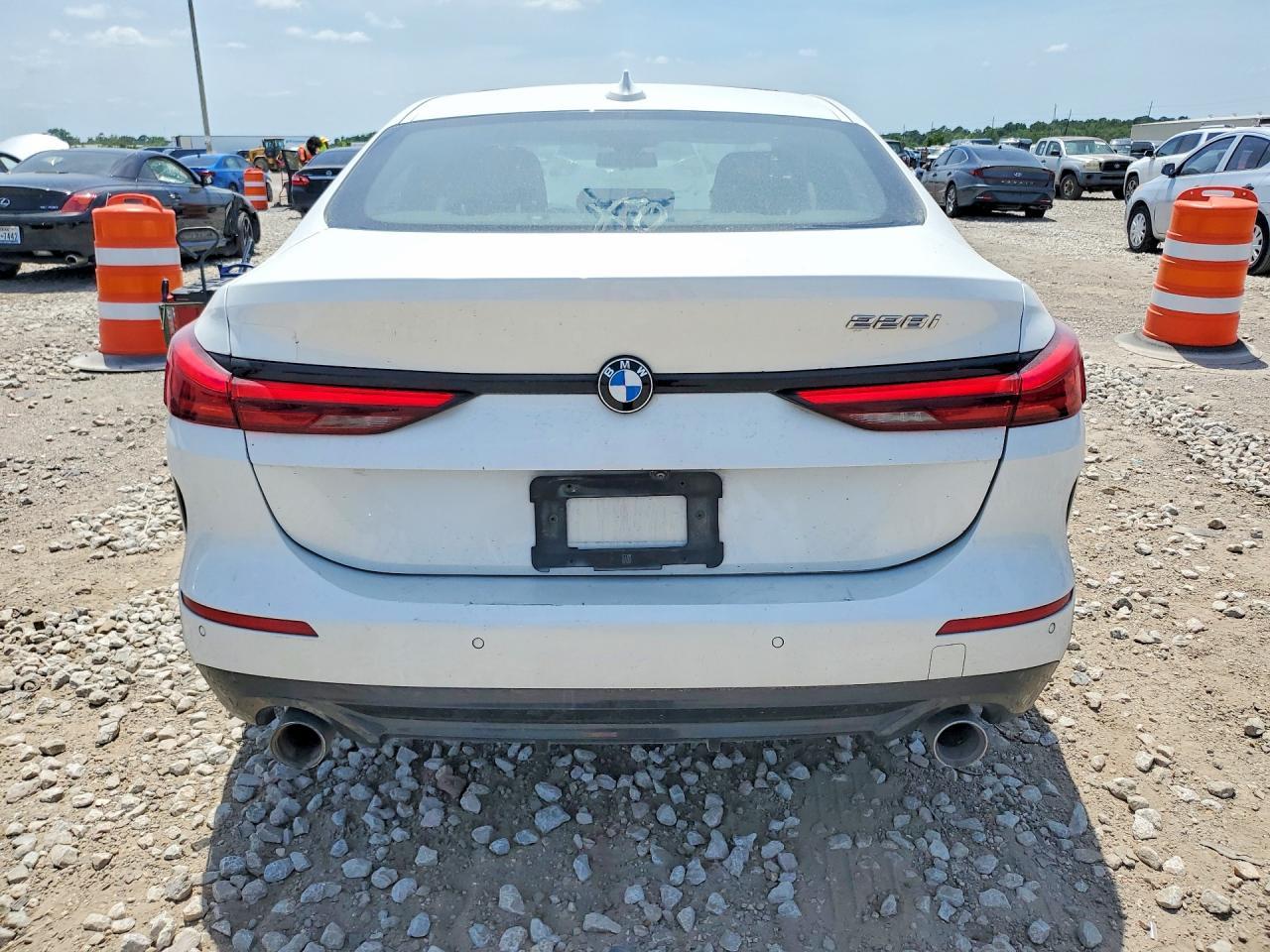 2022 BMW 228I - zdjęcie 6
