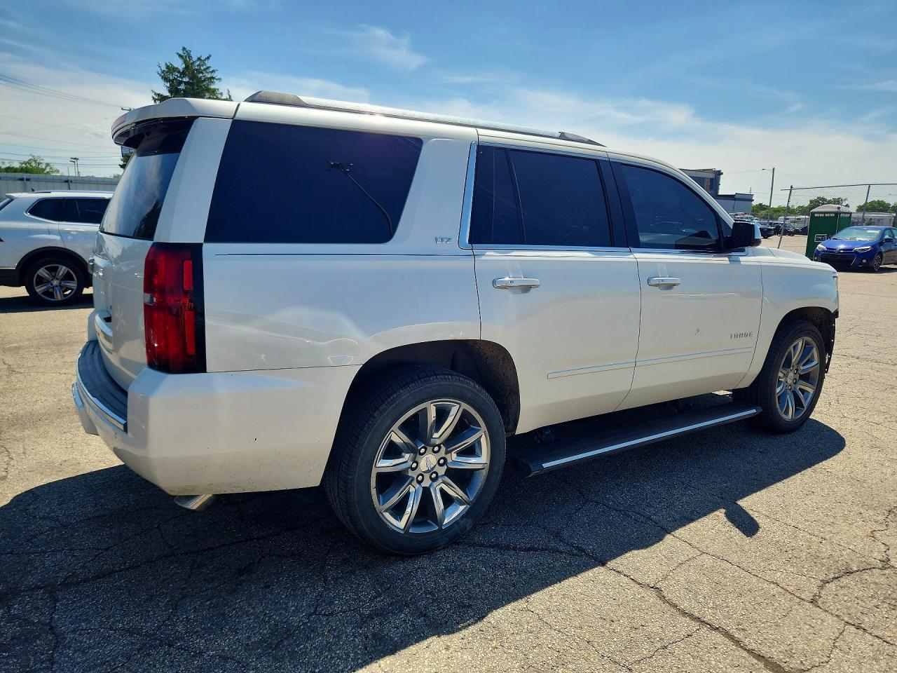 2015 Chevrolet Tahoe Ltz - zdjęcie 3