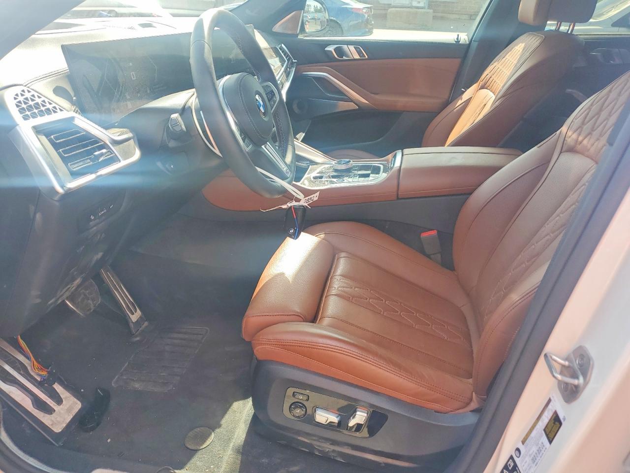 2026 BMW X6 M60I - zdjęcie 7