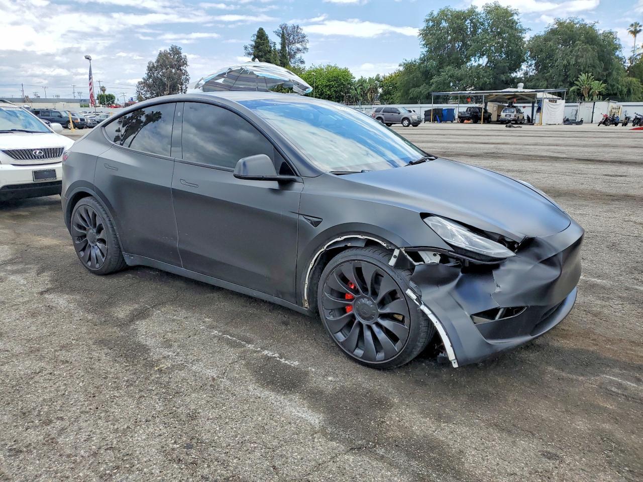 2023 Tesla Model Y - zdjęcie 4