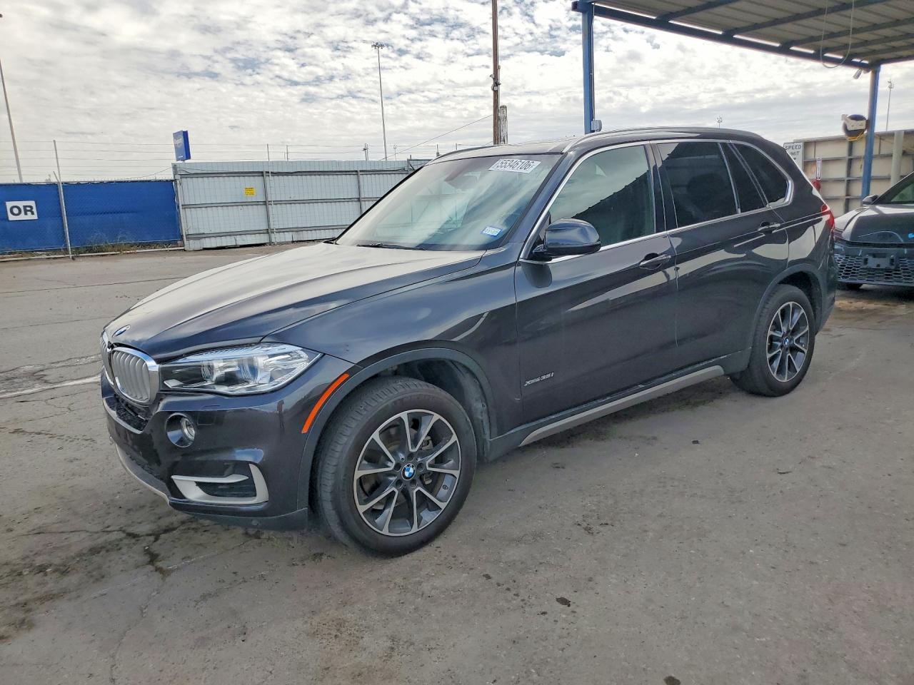 2017 BMW X5 xDrive35I - zdjęcie główne