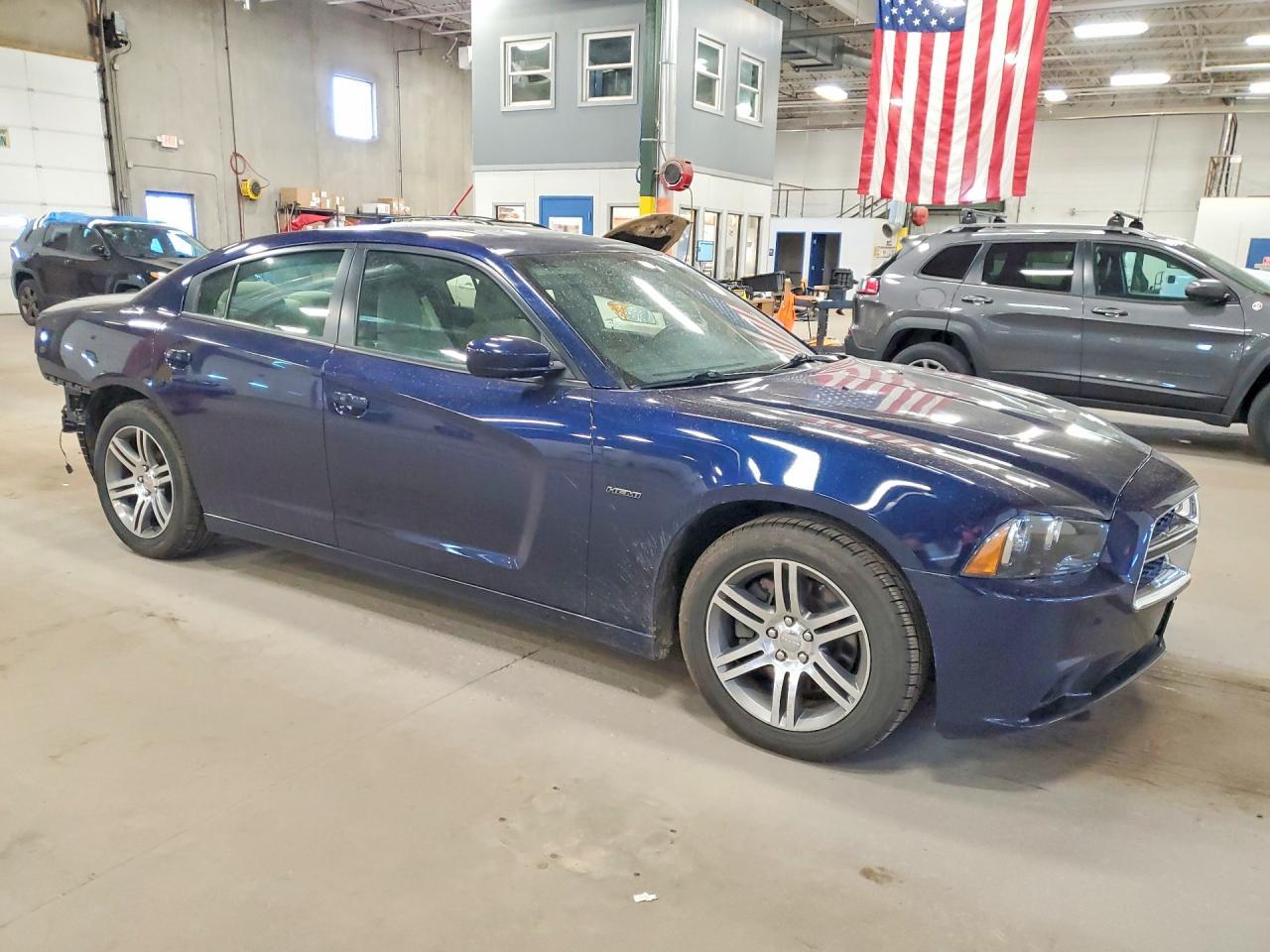 2013 Dodge Charger R - zdjęcie 4