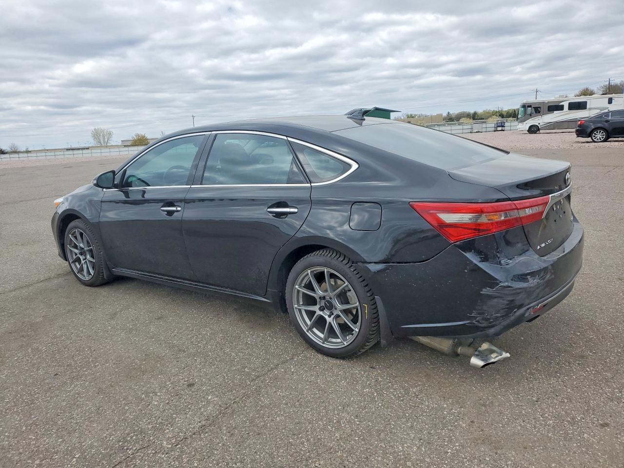 2017 Toyota Avalon Limited - zdjęcie 2