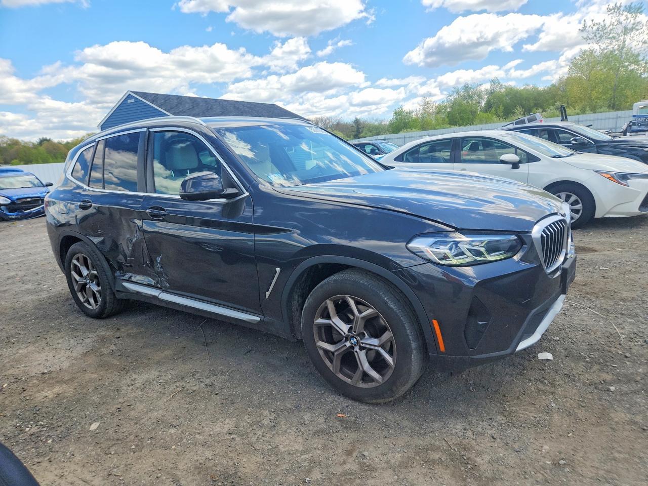 2023 BMW X3 xDrive30I - zdjęcie 4