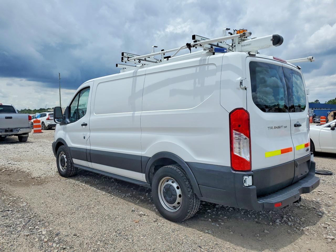 2019 Ford Transit T-150 - zdjęcie 2