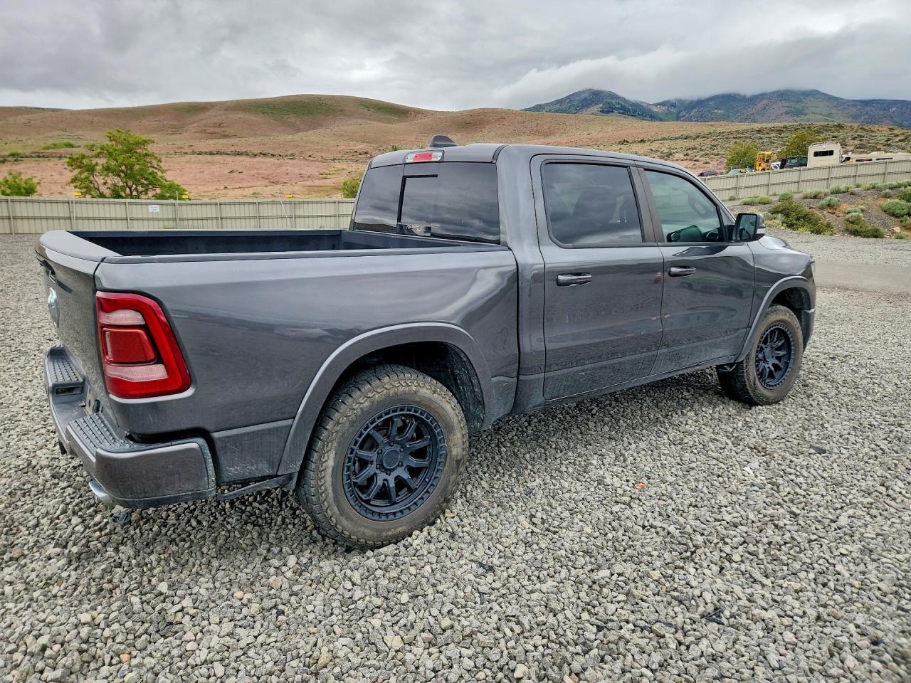 2022 Ram 1500 Laramie - zdjęcie 3
