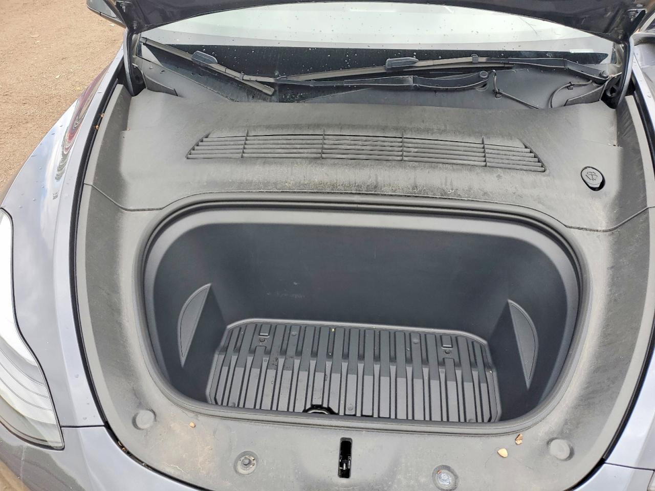 2023 Tesla Model Y - zdjęcie 11