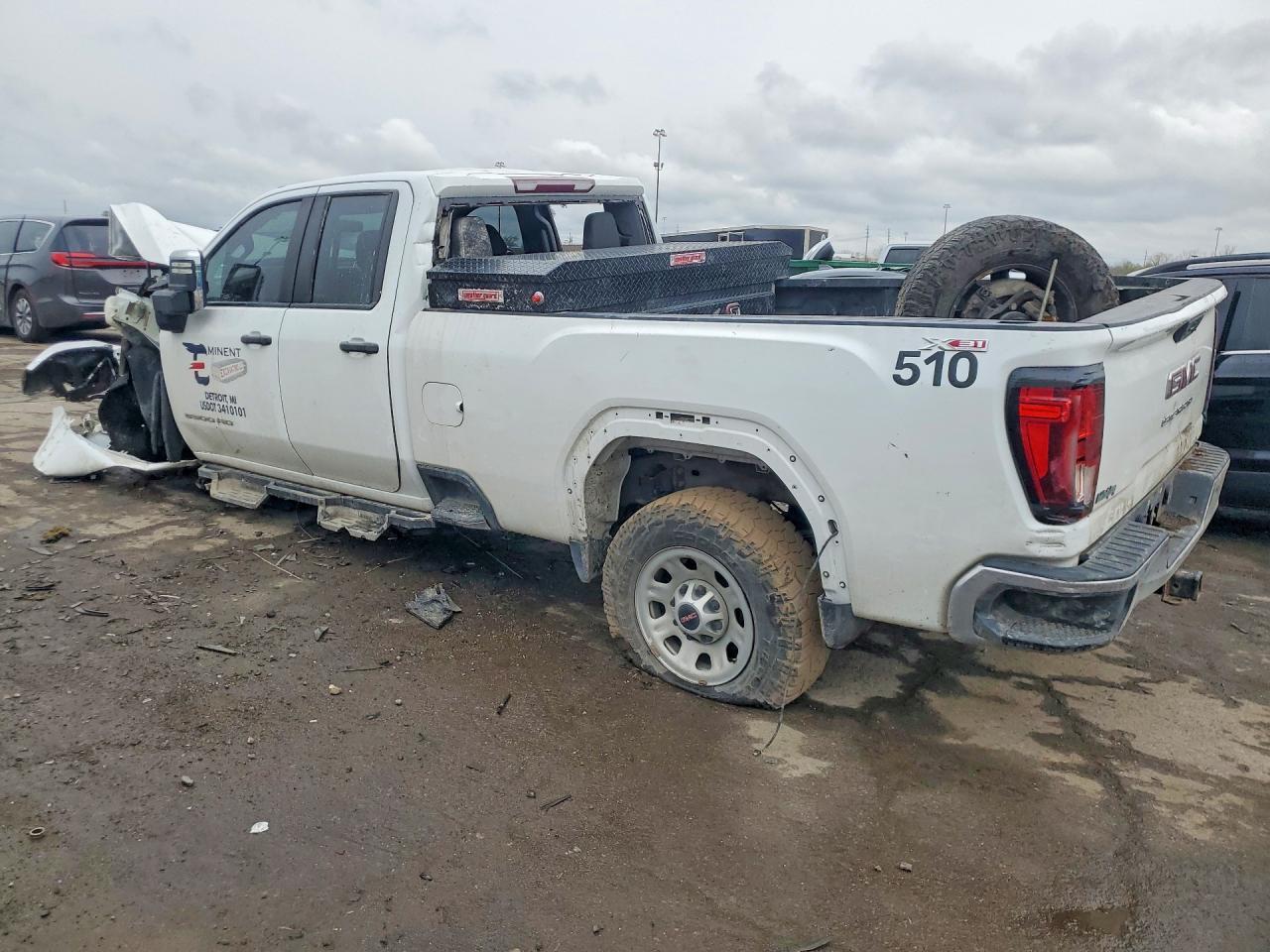 2022 GMC Sierra K3500 - zdjęcie 2