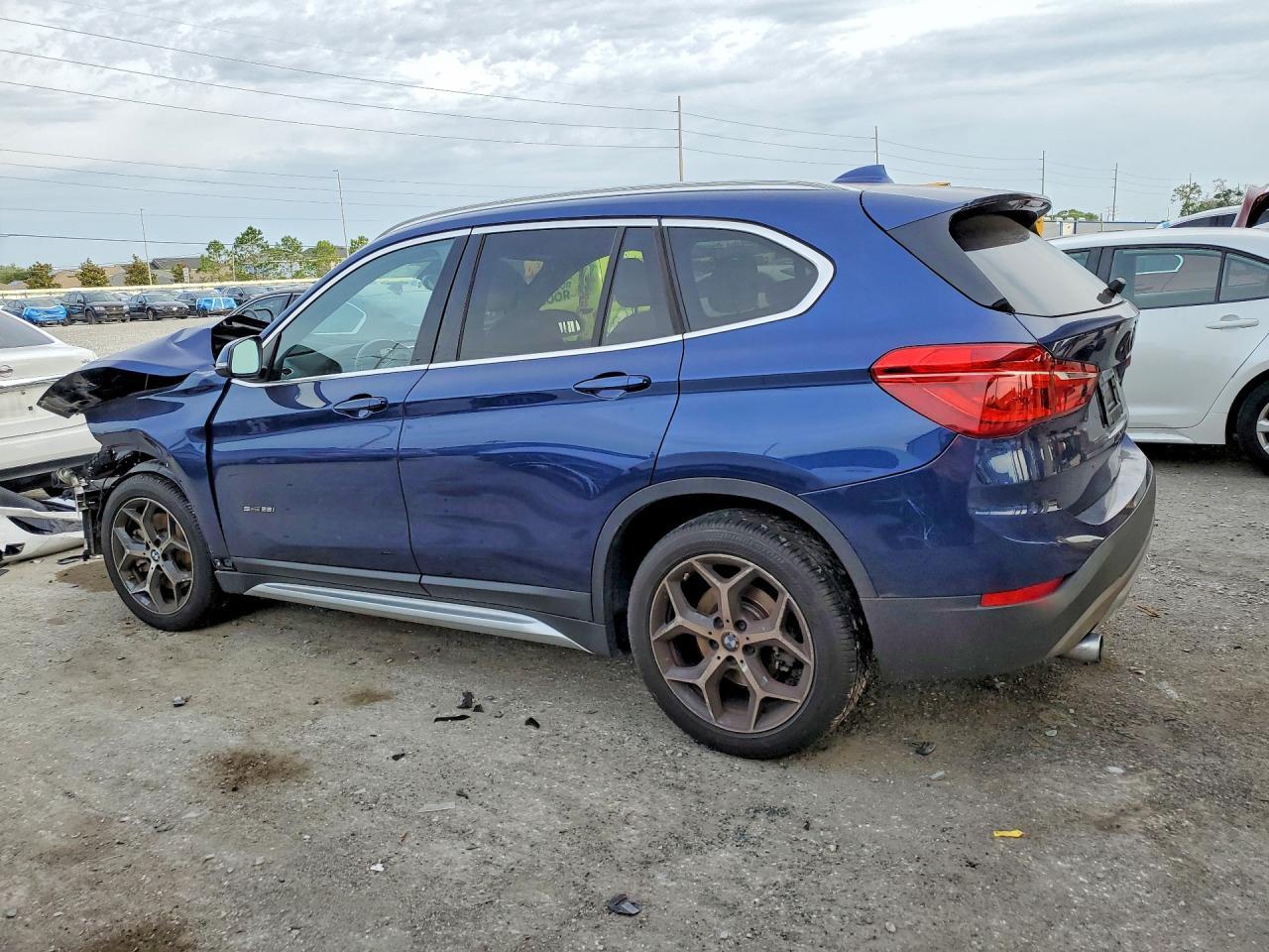 2018 BMW X1 Sdrive28I - zdjęcie 2
