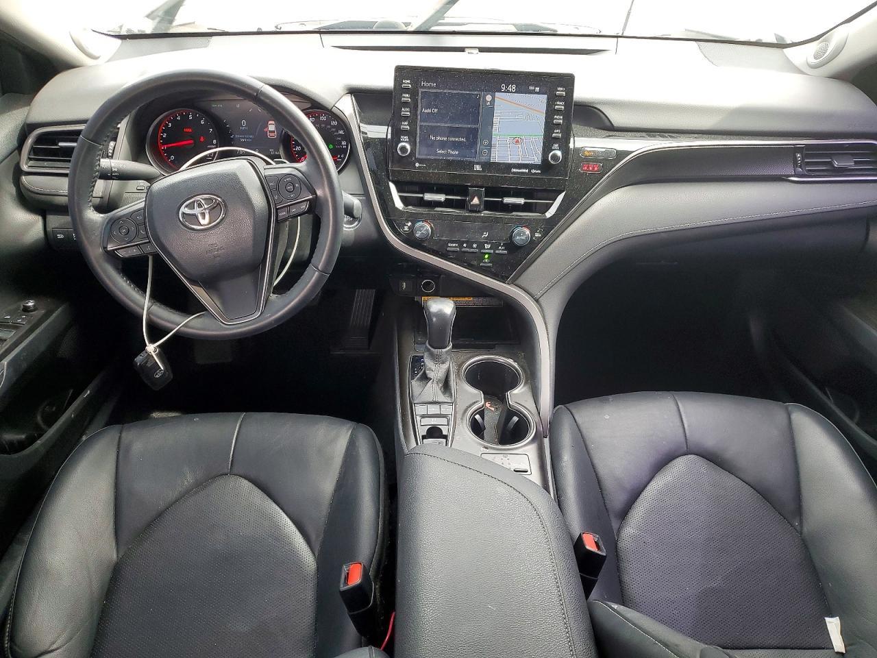 2021 Toyota Camry Xse - zdjęcie 8