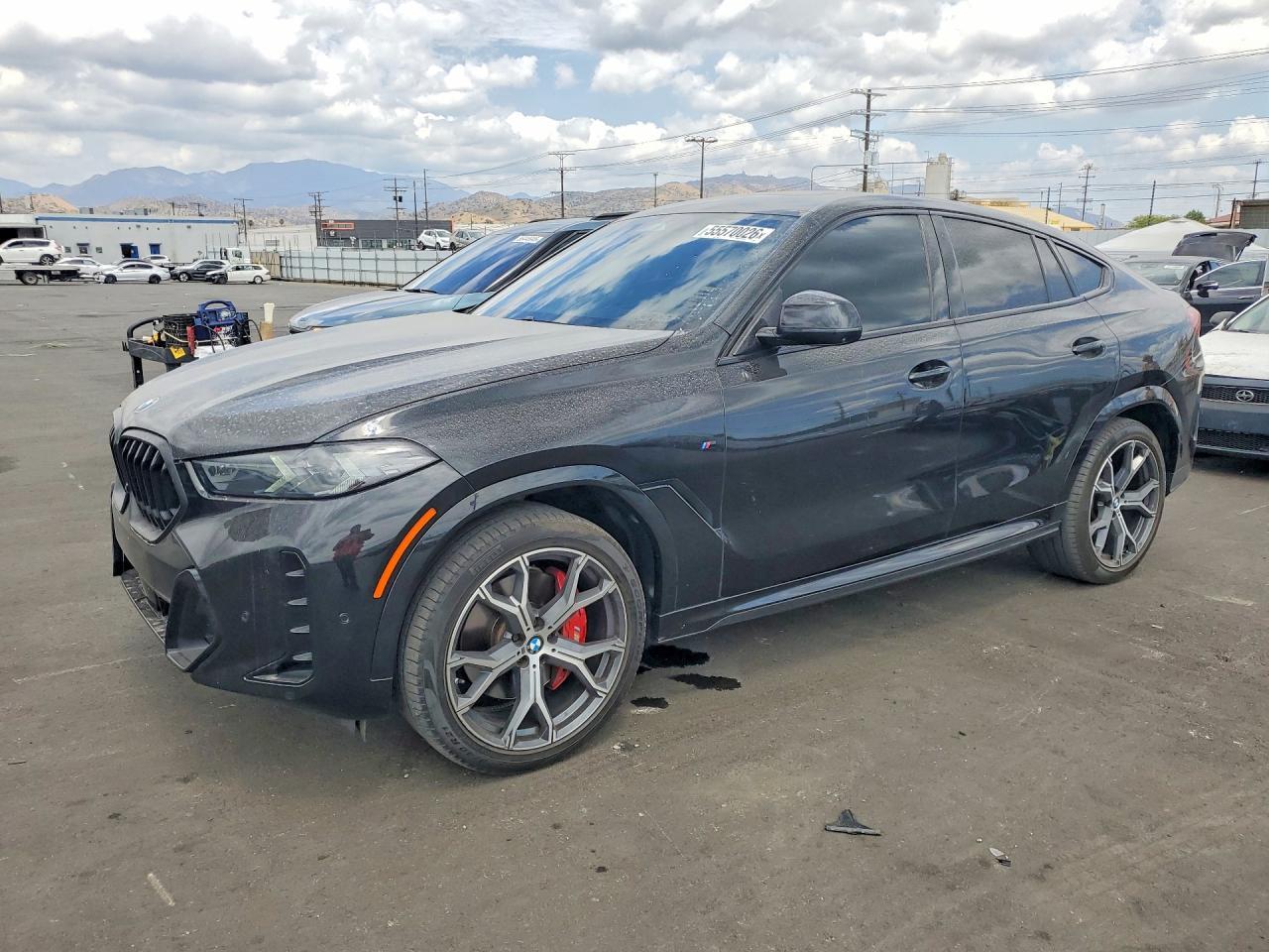 2024 BMW X6 xDrive40I - zdjęcie główne