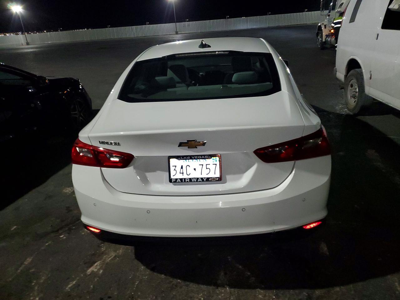 2024 Chevrolet Malibu Ls - zdjęcie 6