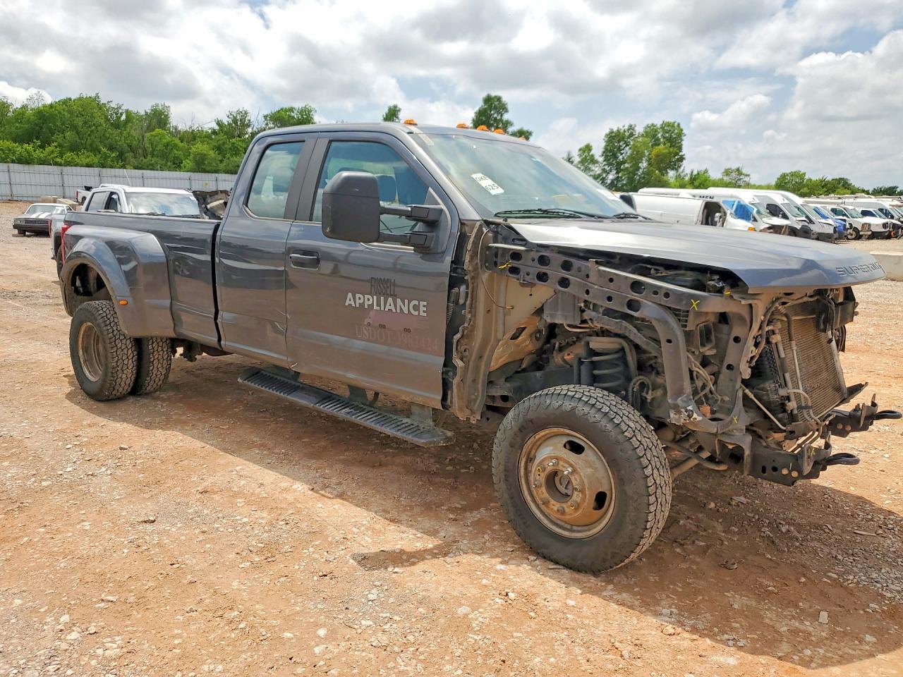 2017 Ford F350 Super Duty - zdjęcie 4