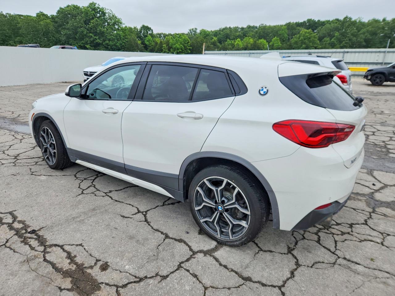 2020 BMW X2 xDrive28I - zdjęcie 2