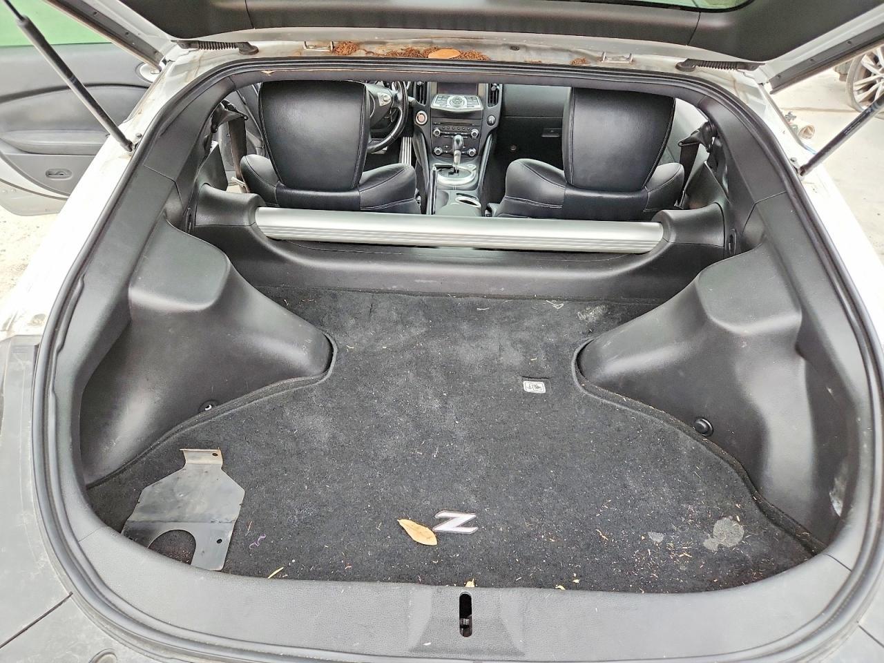 2014 Nissan 370Z Base - zdjęcie 10